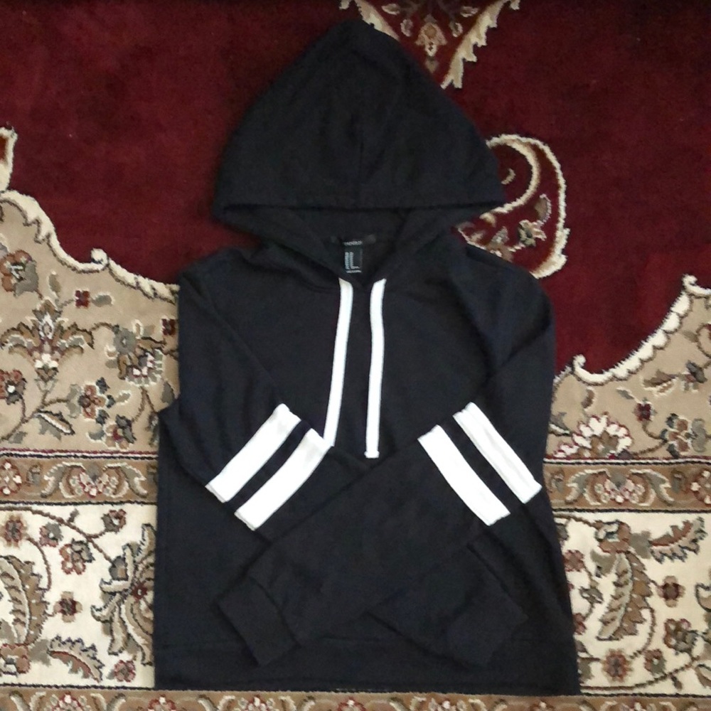Forever 21 black striped hoodie